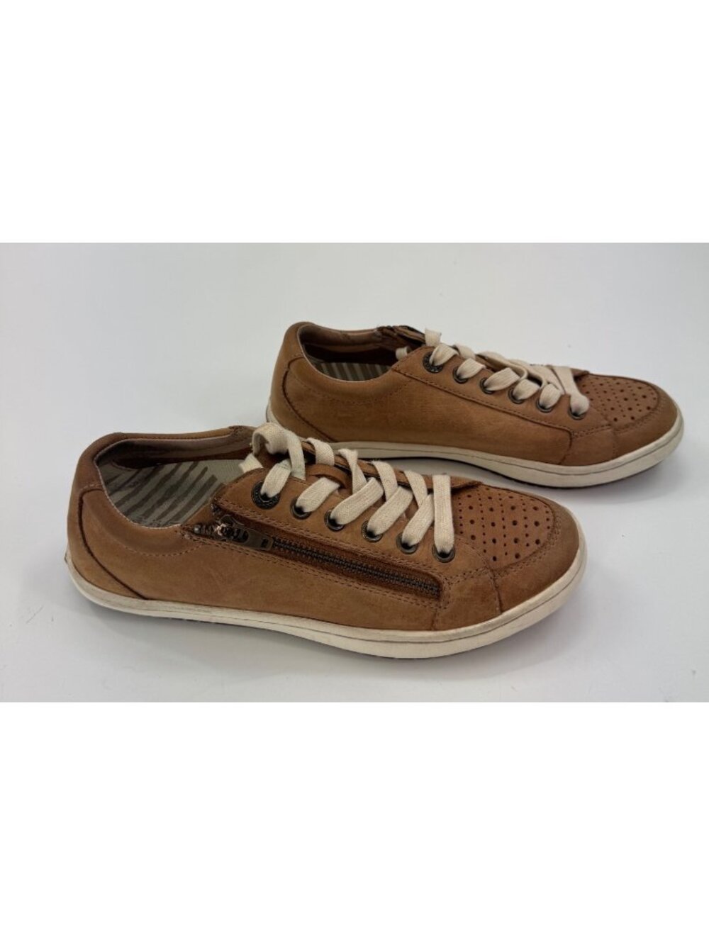 Taos Zipster Brown Leather Perforated Side Zip Sneakers Womens Size 6 Comfort